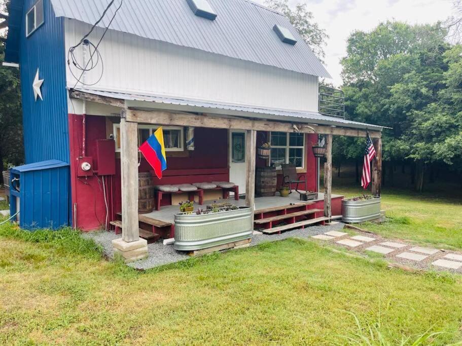 הוילה Bastrop Tiny Disc Golf Retreat מראה חיצוני תמונה