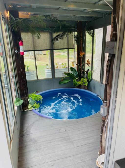 הוילה Bastrop Tiny Disc Golf Retreat מראה חיצוני תמונה