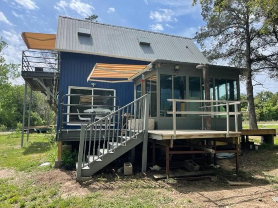 הוילה Bastrop Tiny Disc Golf Retreat מראה חיצוני תמונה